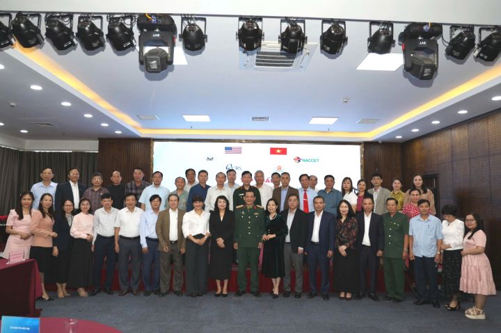 Khai mạc lớp tập huấn Kỹ năng viết đề xuất dự án tại tỉnh Quảng Ninh